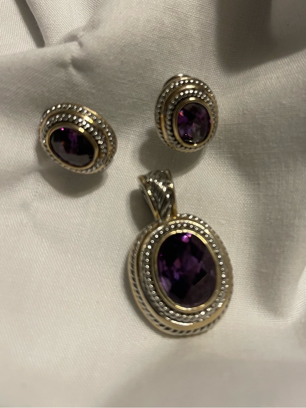 Silver costume jewelry Pendant and Earrings Set with Purple Gemstones